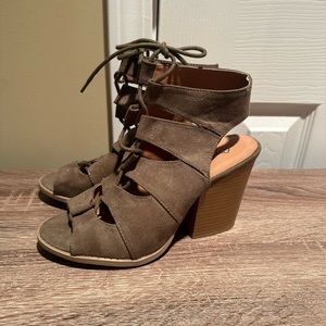 Women’s Qupid Lace Up Booties